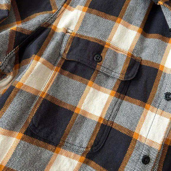 Sold - Picture 6 of 8